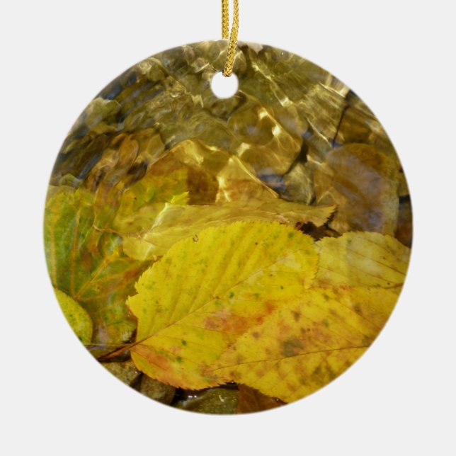 Gelbe Blätter in Stream Keramik Ornament (Vorne)