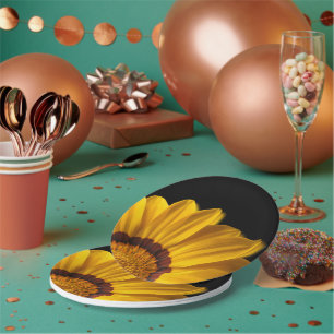Gelbe Blume auf schwarzem Hintergrund Pappteller