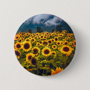 Gelbe Blume für Blumenfelder Button