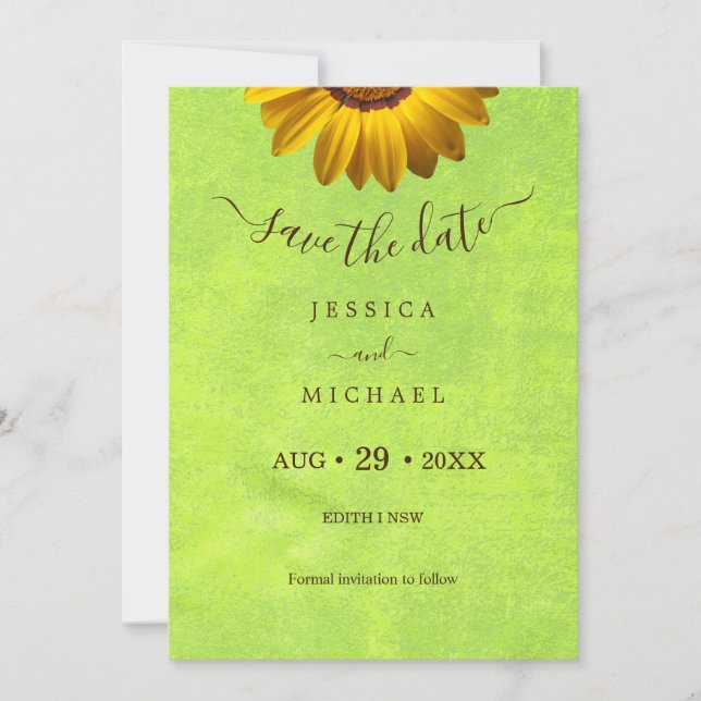 Gelbe Blumen auf Abstrakter Grüner Hochzeit Save The Date (Vorderseite)
