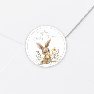 Gelbe Blumen Somebunny ist auf dem Weg Baby Shower Runder Aufkleber