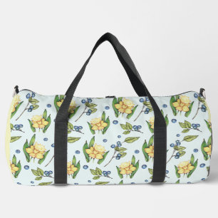 Gelbe Blumen und Blaubeeren Duffle Bag