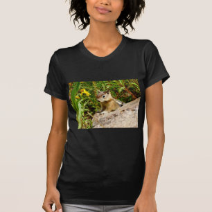 Gelbe Blumen und niedlicher kleiner Chipmunk T-Shirt