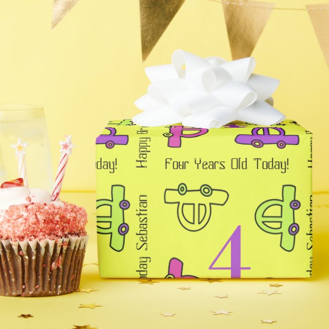Gelbe Cartoon Vierte Geburtstage Geschenkpapier (Geburtstagsparty)