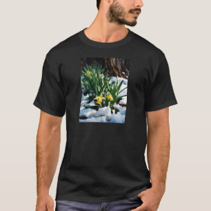 Gelbe Daffodien Blume im Schnee T-Shirt