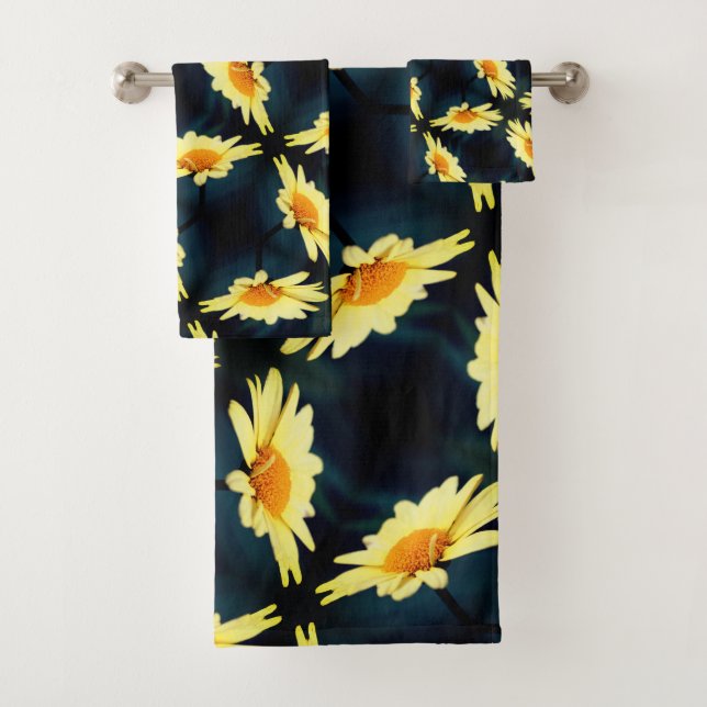 Gelbe Daisy-Blume Nah Up-Muster Badhandtuch Set (Insitu)