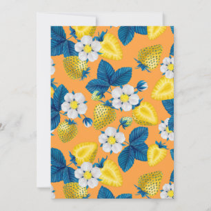 Gelbe Erdbeeren auf Orange