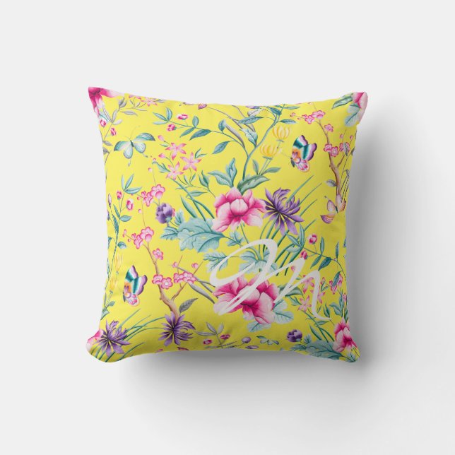 Gelbe Flora und Butterfly Monogram Kissen Kissen (Vorderseite)
