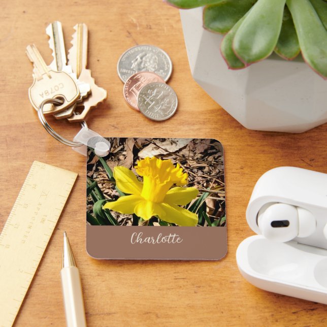 Gelbe Frühlingsdaffodil im Garden-Individuelle Nam Schlüsselanhänger (Schreibtisch)