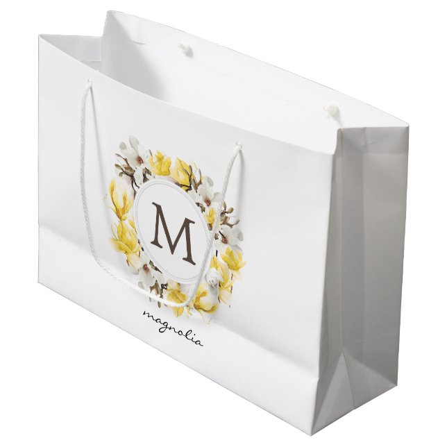 Gelbe Magnolienblüte Monogramm Große Geschenktüte (Vorderseite Schrägansicht)