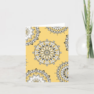 Gelbe Mandala 2 geklappte Grußkarte Karte