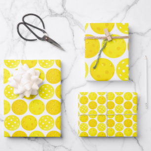 Gelbe Pickleball-Balls, mit 0-0-2, auf Weiß Geschenkpapier Set