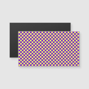 Gelbe Polka Punkte mit Lila Hintergrund STaylor Magnetkarte