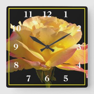 Gelbe Rose Quadratische Wanduhr