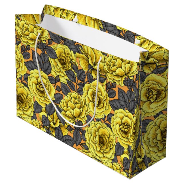 Gelbe Rosen mit grauen Blätter auf Orange Große Geschenktüte (Rückseite Schrägansicht)