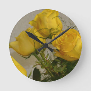 Gelbe Rosen Runde Wanduhr