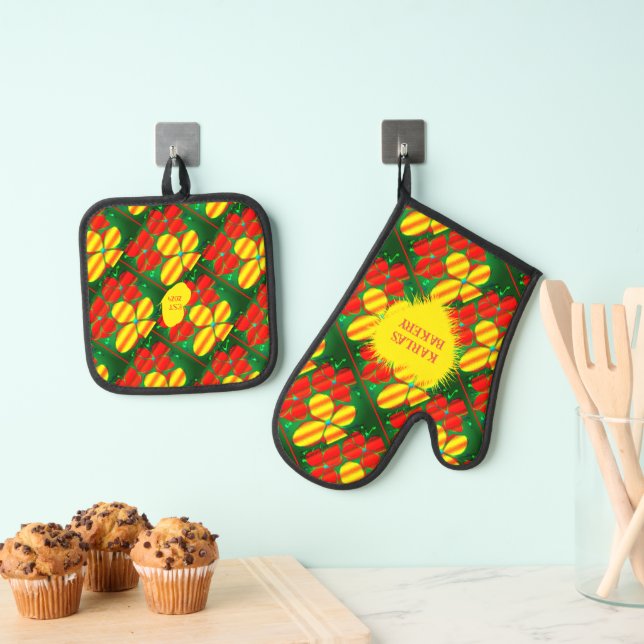 Gelbe rote Blume mit grünem Hintergrund Ofenhandschuh & Topflappen-Set (Insitu (Hängend))