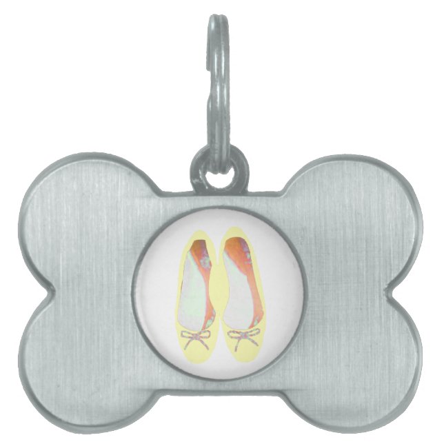 Gelbe Schuhe Tiermarke (Vorderseite)