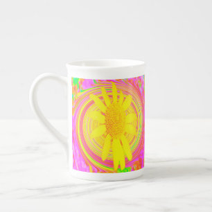 Gelbe Sonnenblume auf einem psychedelischen Swirl Prozellantasse