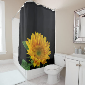 Gelbe Sonnenblume auf schwarzem Hintergrund Dusche Duschvorhang