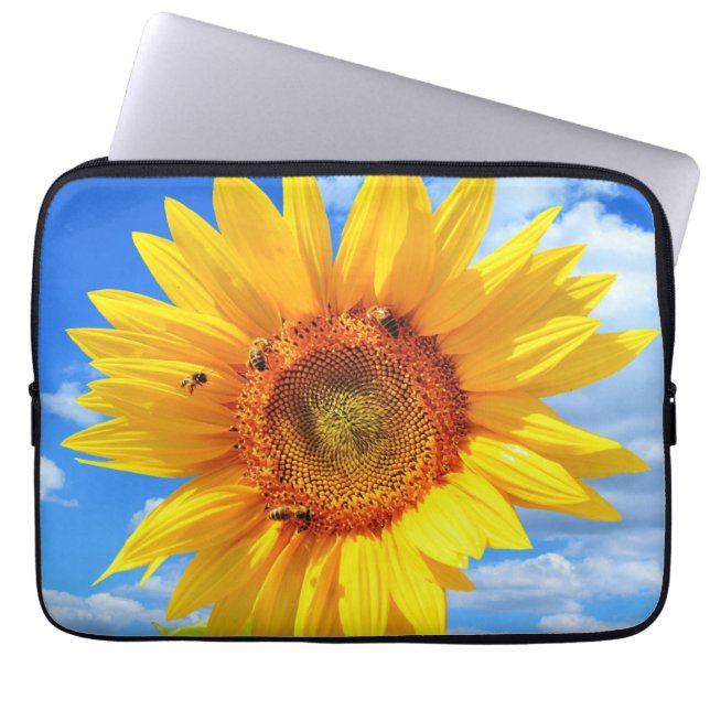 Gelbe Sonnenblumen und Bienen auf blauem Himmel -  Laptopschutzhülle (Vorderseite)
