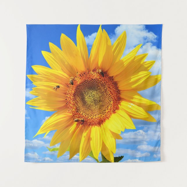Gelbe Sonnenblumen und Bienen auf blauem Himmel -  Wandteppich (Vorderseite)