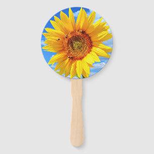 Gelbe Sonnenblumen und Bienen auf Blauer Himmel Ha Fächer
