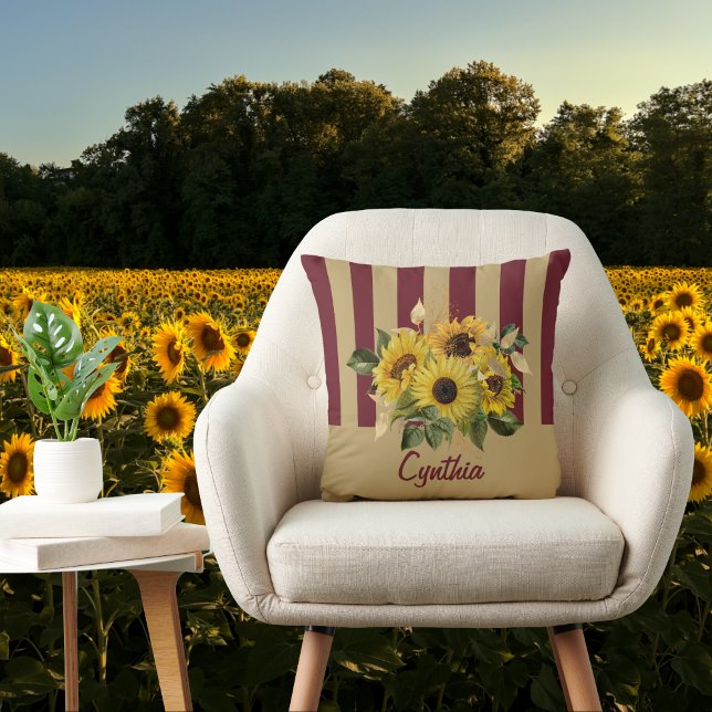 Gelbe Sonnenblumen und Burgund und Gold gestreift Kissen (Von Creator hochgeladen)