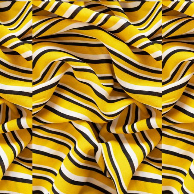 Gelbe Streifen Leggings (A piece of fabric with a striped pattern in yellow, black, and white, the fabric is draped,)
