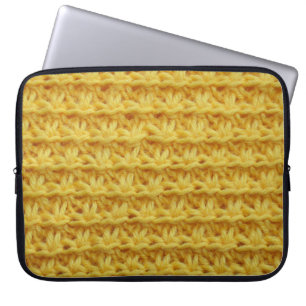 Gelbe Strickstoffe: gestreifte Textur. Laptopschutzhülle