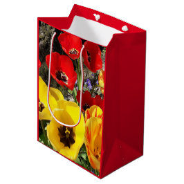 Gelbe und rote Tulissen Mittlere Geschenktüte