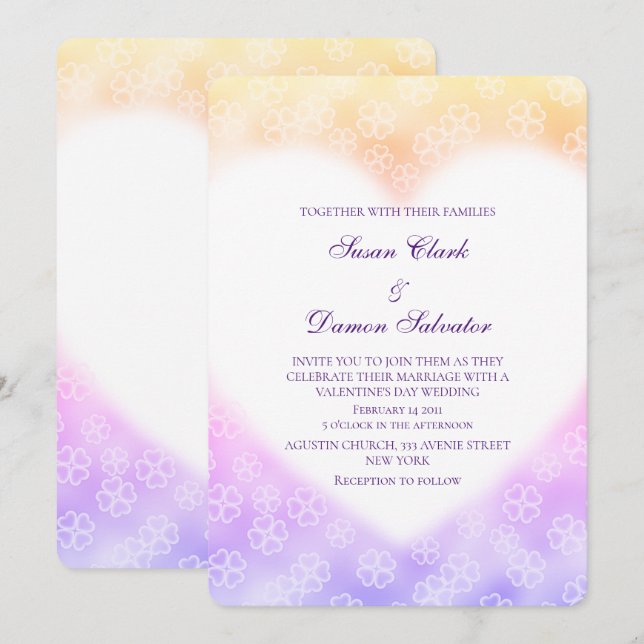 Gelbe violette Blumen HerzValentinische Hochzeit Einladung (Vorne/Hinten)