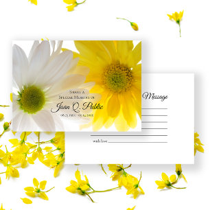 Gelbe weiße Daisy-Blume teilen eine Gedächtnisbeer Mitteilungskarte