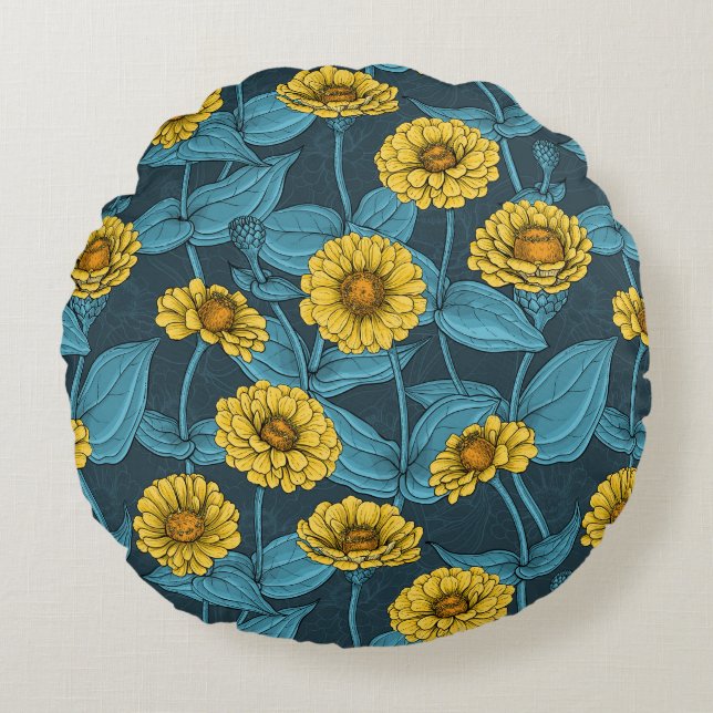 Gelbe Zinnien in dunkelblau Rundes Kissen (Vorderseite)