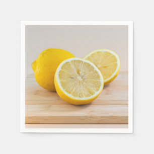 Gelbe Zitronenscheiben Food Fotografie Stillleben Serviette