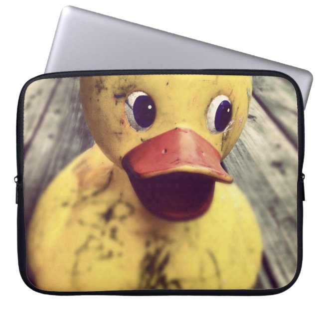 Gelber Gummi Ducky braucht einen Bath! Laptopschutzhülle (Vorderseite)