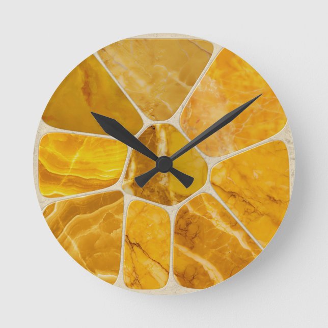 Gelber Marmor Mosaik Blume abstrakte Kunst Runde Wanduhr (Vorderseite)
