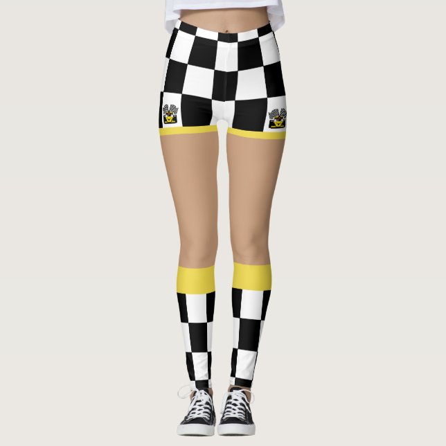 Gelber Rennwagen: Schachbrett-Flagge Leggings (Vorderseite)