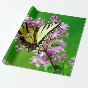 GELBER SCHMETTERLING AUF ROSA BLUMEN GESCHENKPAPIER