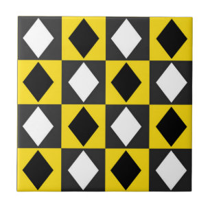 Gelber Schwarz-weißer Rhombus Diamantform Fliese
