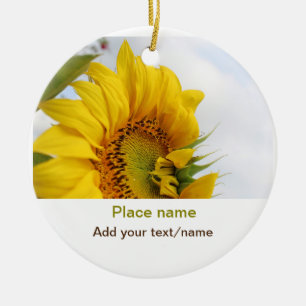 Gelber Sonnenblumengarten mit Foto-Text-Bezeichnun Keramik Ornament