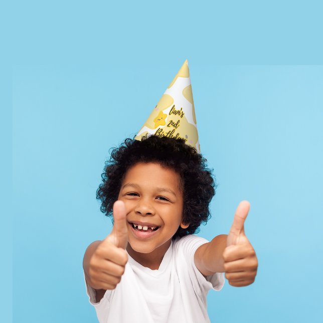 Gelber spielerischer Stern Anpassbarer Geburtstag Partyhütchen (Von Creator hochgeladen)