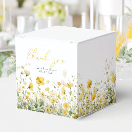 Gelbes Baby in Blütenblütendusche Wildblume Geschenkschachtel