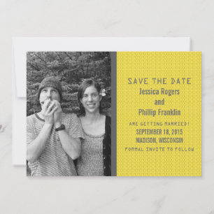 Gelbes binäres Foto Save the Date einladen Einladung