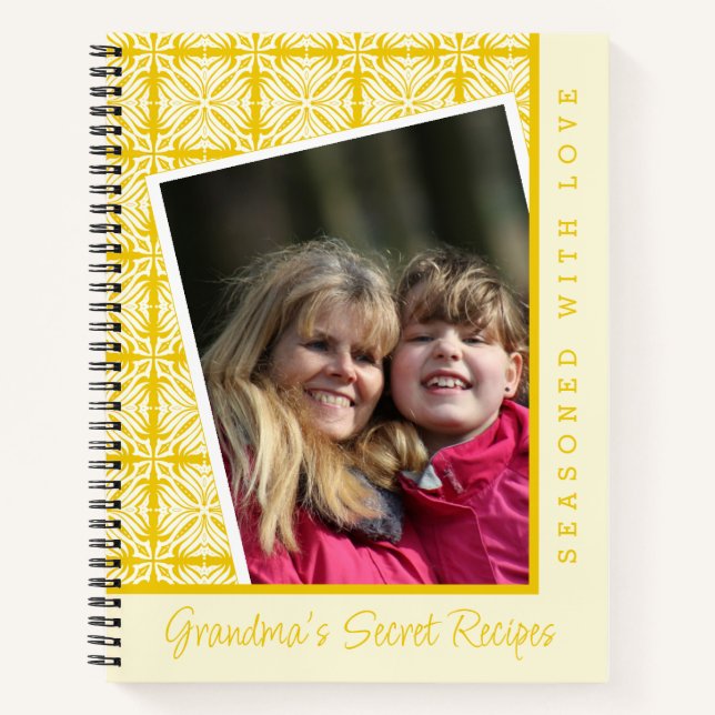 Gelbes Blumenmuster Custom Foto Oma Rezept Notizbuch (Vorderseite)