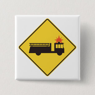 Gelbes Feuerwehrauto Warnschild Button