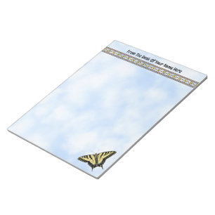 Gelbes Frack Butterfly Blue Sky Personalisiert Notizblock