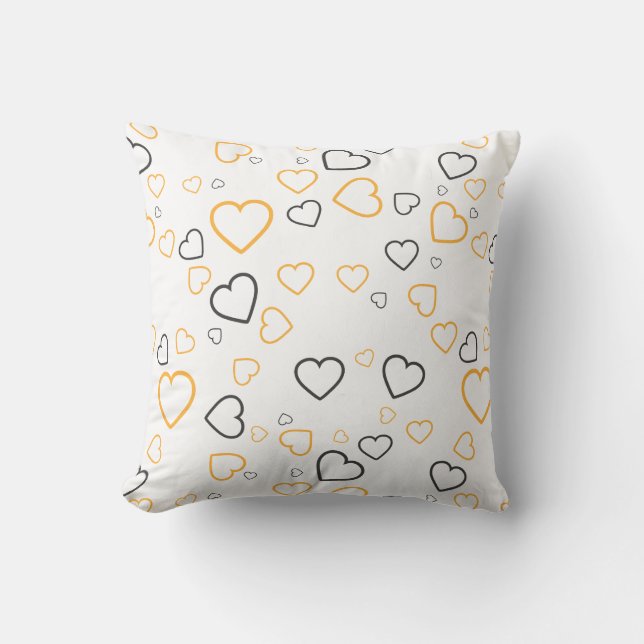Gelbes graues Happy Hearts Muster Kissen Kissen (Vorderseite)