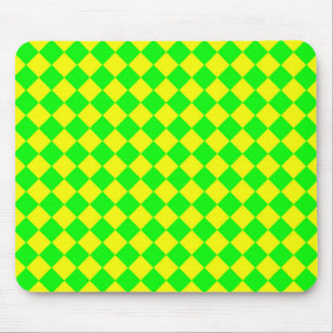 Gelbes grünes Schachbrett Diamantmuster Mousepad