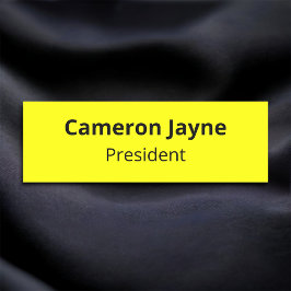 Gelbes klassisches Namensschild Button oder Berufl